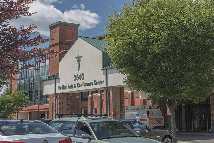 exterior building photo for 3640 Main St in Springfield Massachusetts