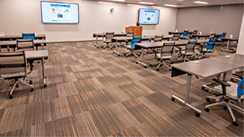 umass chan baystate main classroom