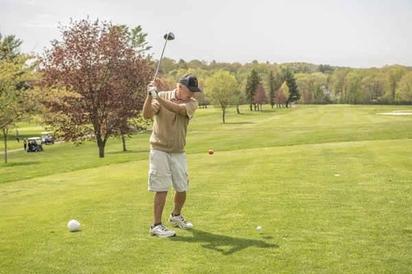 Golfer Looking Forward to Second Hole in One After Hand Surgery