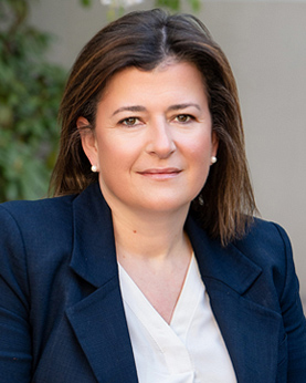 professional portrait of clara guixa