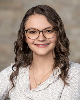 portrait of taylor hodle