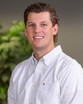 portrait of anesthesiology resident dr. kade yaschuk