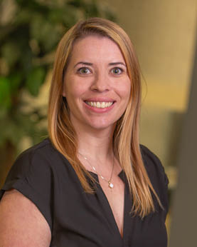 portrait of critical care medicine fellow dr. katherine stephens
