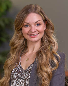 portrait of internal medicine resident dr. jennifer fusco