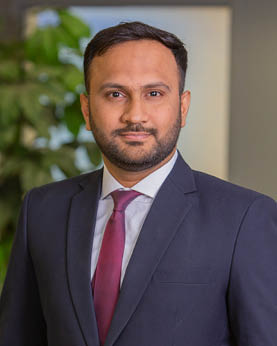 portrait of infectious disease fellow dr. rahul dawani