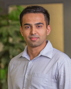 portrait of interventional cardiology fellow dr. sandeep randhawa