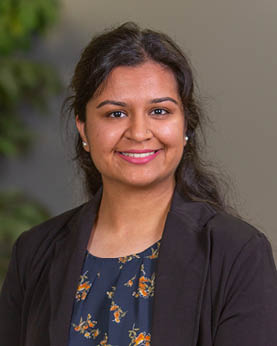 portrait of internal medicine resident dr. asma saeed