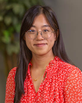 portrait of internal medicine resident dr. christine zhang