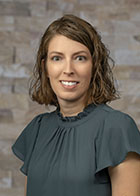 Formal photo of Dr Amanda Elliott