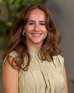 portrait of psychiatry resident dr. virginia ramirez celis