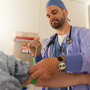 baystate health team member anesthesiologist dr tyler oneill